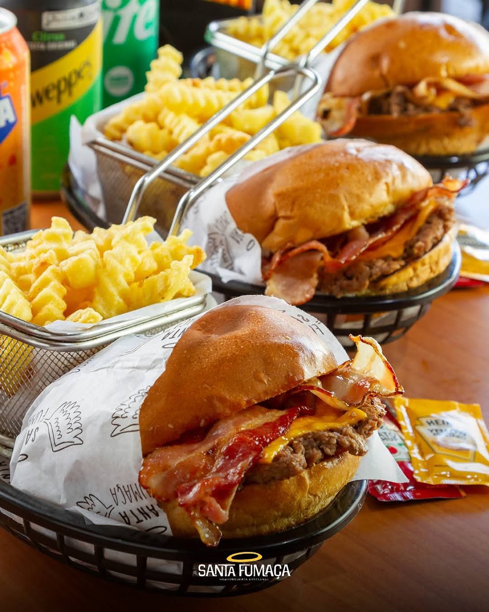 Hamburgueria Santa Fumaça-2